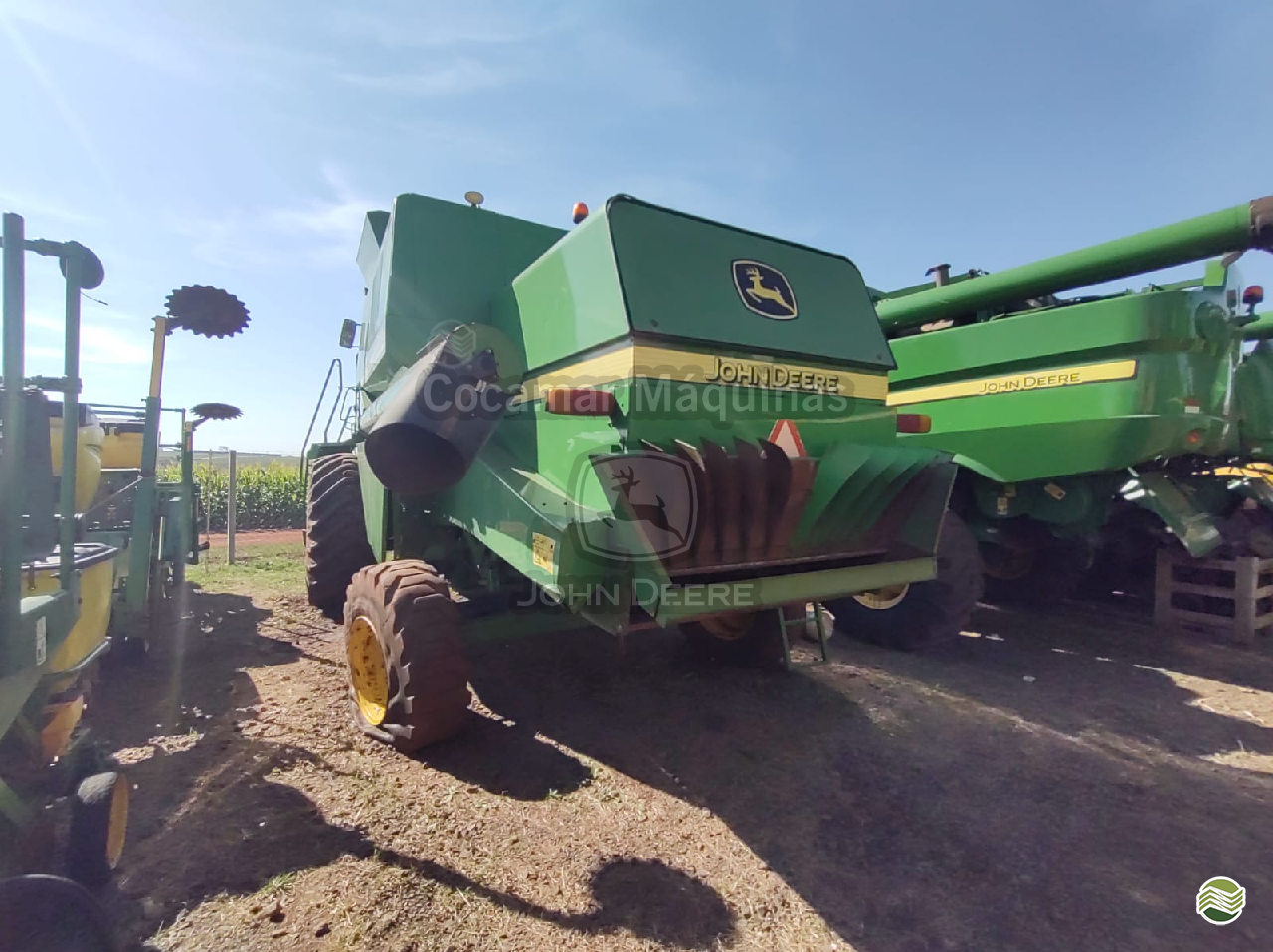COLHEITADEIRA JOHN DEERE JOHN DEERE 1550 Cocamar Máquinas - John Deere - Matriz MARINGA PARANÁ PR